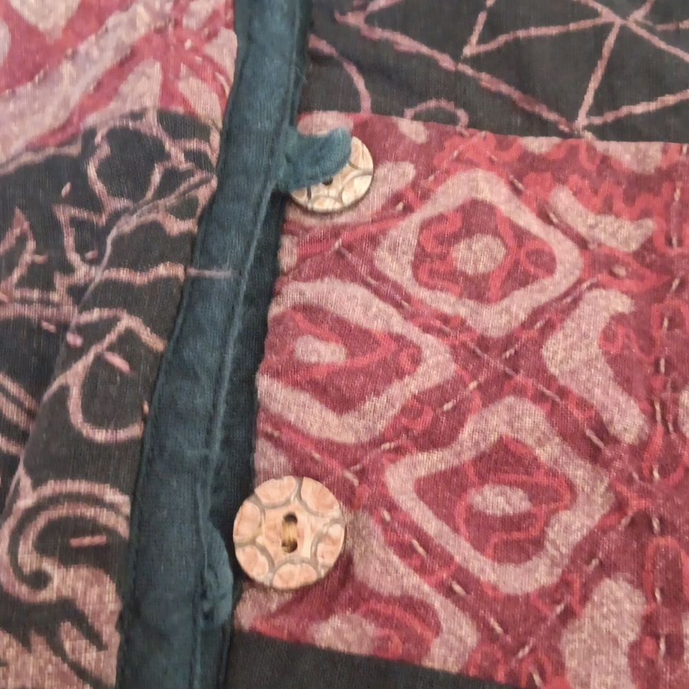 Patchwork Vest with Button Closure - Picture 4 of 4